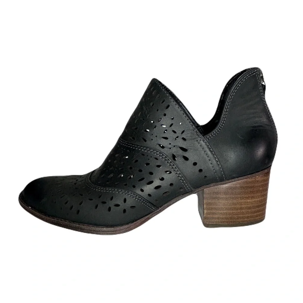 Sofft Black Leather Ankle Bootieswith Cut Out Design